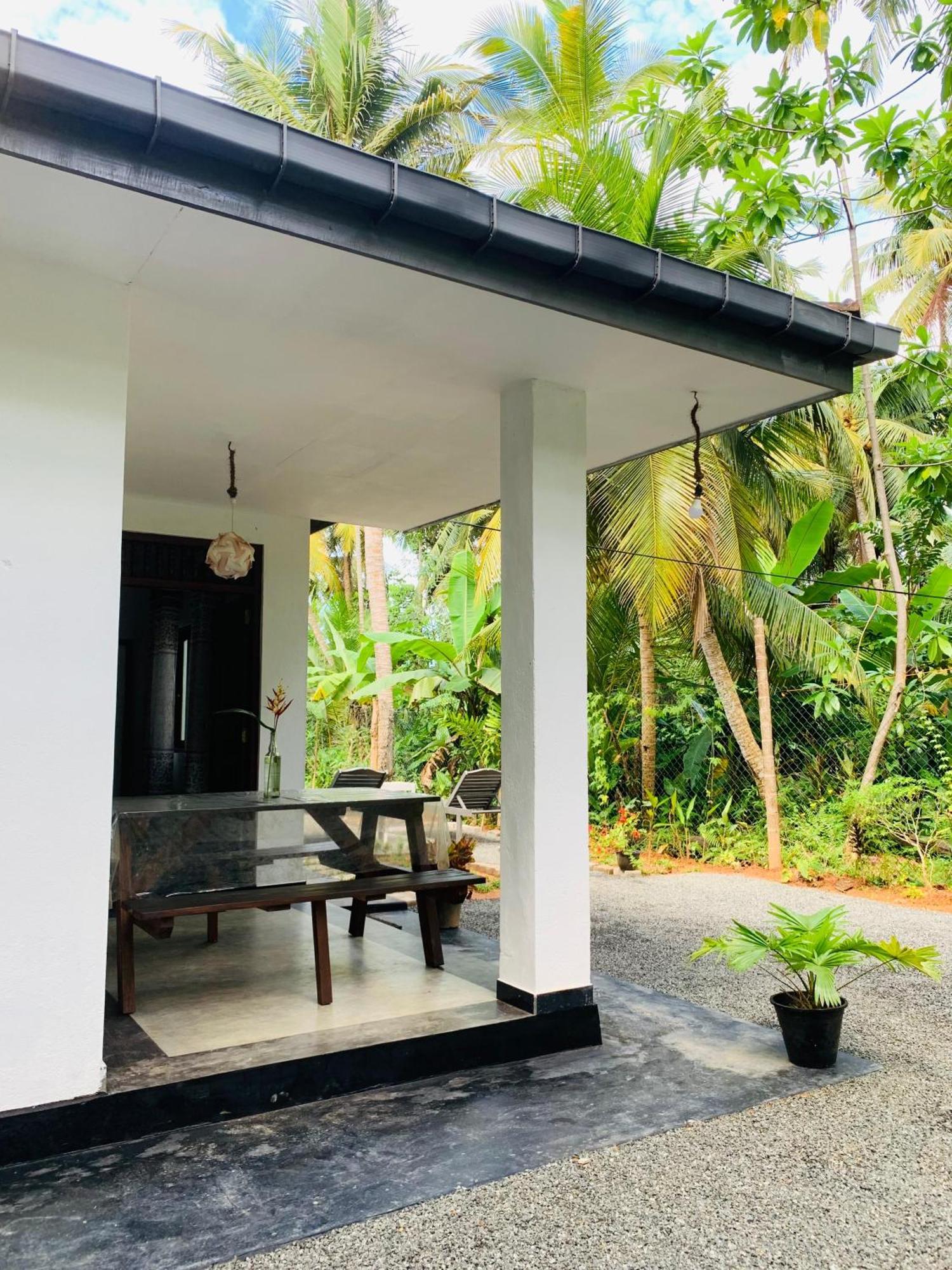 White Heaven Villa Unawatuna Exterior foto