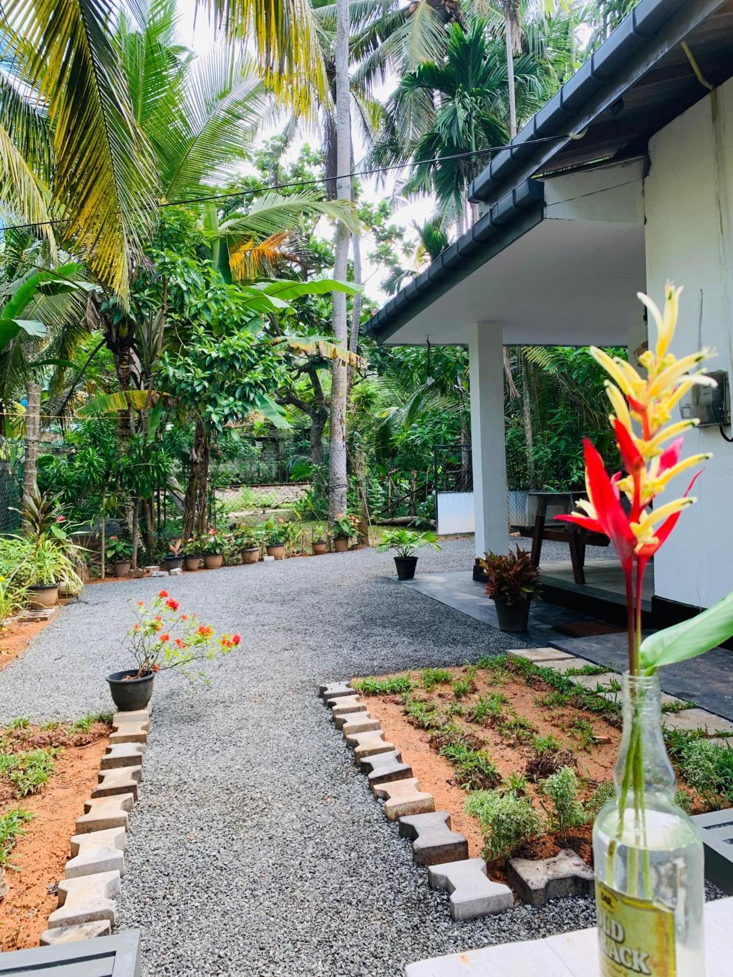 White Heaven Villa Unawatuna Exterior foto